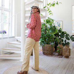 Berlin unisex shirt size L/XL