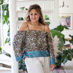 Black / brown / gold Venezia off-shoulder top OneSize 